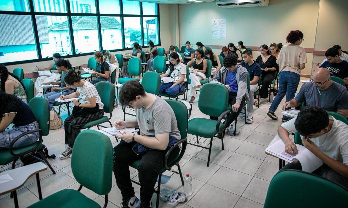 UEA inscreve para AprovENS 2026